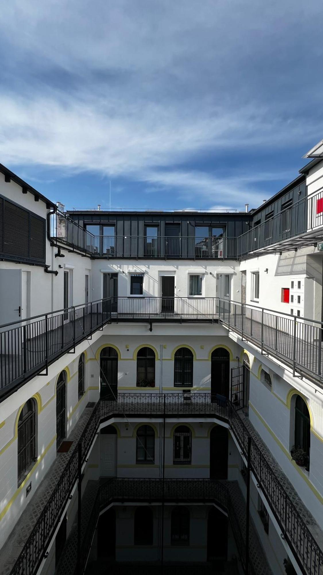 Apartman Westend Lofts Sunny Nest *